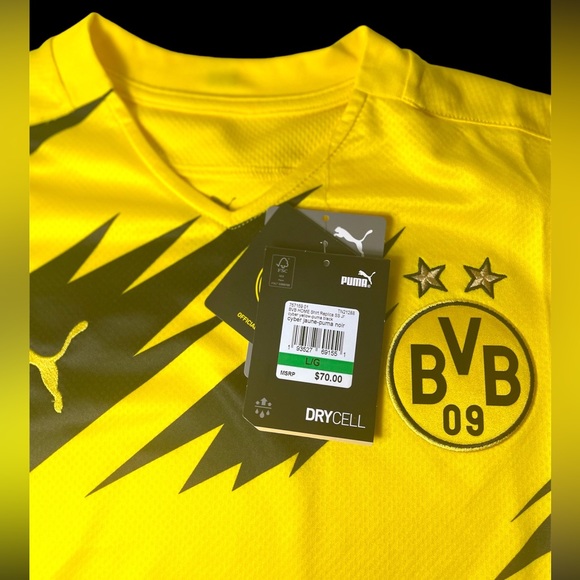 NWT $70 Puma Borussia Dortmund BVB Yellow Soccer Jersey Youth Size L (13-14Y) - Picture 3 of 10